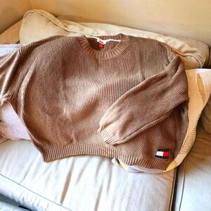 Tommy Hilfiger Brown sweater XL